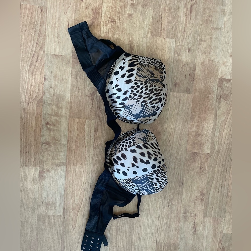 Victoria Secret Very Sexy Push Up Bra